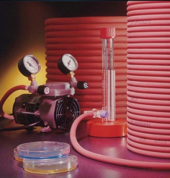 Tubo de goma color rojo, plstico SAINT GOBAIN®