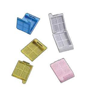 Cassette para biopsia con tapa desmontable