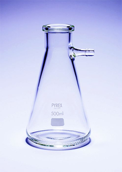 Matraz para filtracin, Bchner, c/ brazo lateral, vidrio borosilicato, PYREX®, ISO 6556
