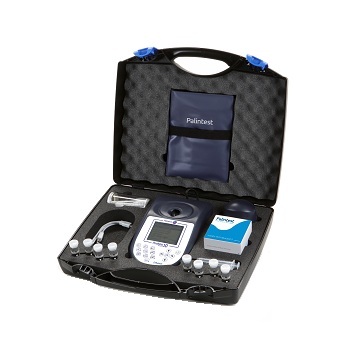Fot�metro multiparam�trico 7100, Standard kit, completo, c/ tapa de luz, 8 cubetas de vidrio, recipiente p/ tubos de diluci�n / muestras, jeringa 10 mL, cepillo tubos de ensayo, 10 imanes de agitaci�n, pa�o de limpieza, manual de instrucciones, libro de m�todos y maleta de transporte, PALINTEST&reg;